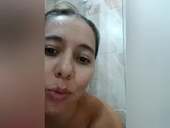 Amateur Sex Cam of isa_loves_cum