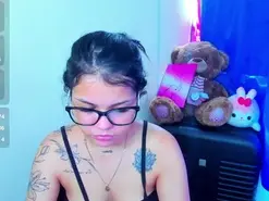 Amateur Live Sex of Emma_boo
