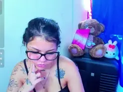 Amateur Live Porn of Emma_boo
