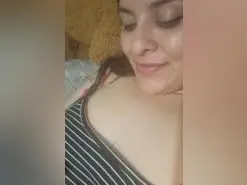 Amateur Free Live Porn of Avril_xo