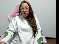 Amateur Watch Live Sex Cams of hottychrystal