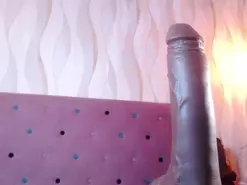 Amateur Watch Live Sex Cams of MilfNaomiBraunx