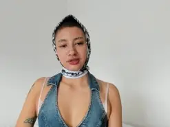 Amateur Live Porn of ailis9o