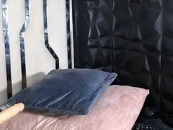 Amateur Free Porn Cam of PeachrougeH
