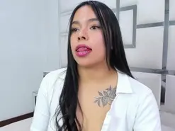 Amateur Live Sex Cam of ZoeSwam