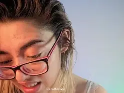 Amateur Sex Cam of carol_blonde