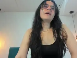 Amateur Sex Chat of EmilyBuu