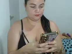Amateur Free Porn Cam of Bella_velvett