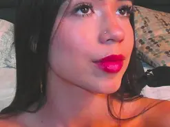 Amateur Nude Webcam of FaloonRoussel