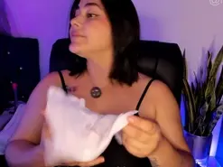Amateur Nude Webcam of lucy26_