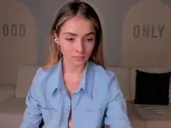 Amateur Live Porn of StacyWoods