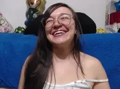 Amateur Private Sex Chat of Angela18_honey