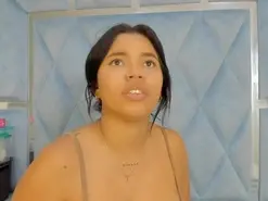 Amateur Sex Cam of Lucy_asm