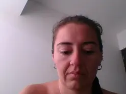 Amateur Adult Video Chat of mey_bala