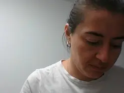 Amateur Live Sex Cam of mey_bala
