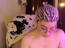 Amateur Live Sex Cam of Cyndi_rockefell