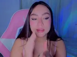 Amateur Nude Webcam of LyaValmont