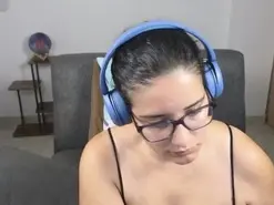 Amateur Adult Webcam of Moon_woman
