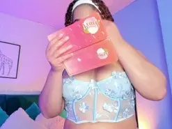 Amateur Live Sex of ninna_curly