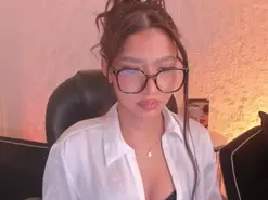 Amateur Adult Video Chat of SophieHouston
