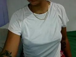 Amateur Live Sex Cam of Anni_22