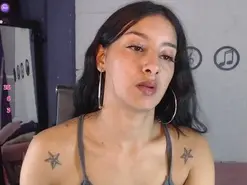 Amateur Live Sex Cam of Skinny_Yizz