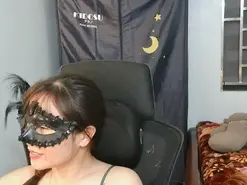 Amateur Live Sex Cam of Sluttygirl30