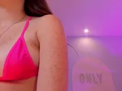 Amateur Adult Webcam of CorinneRusso