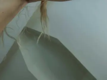 Bongacams Sex Cam of IceBlueBabe