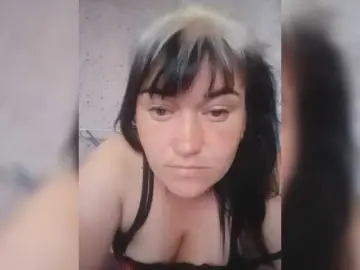 Bongacams Best Webcam of HollyLaBerry