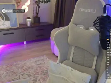 Bongacams Live Sex Cam of -Light-Fury-