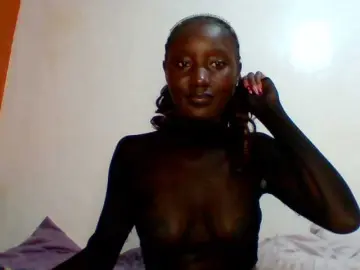 SexyLucia5 from bongacams