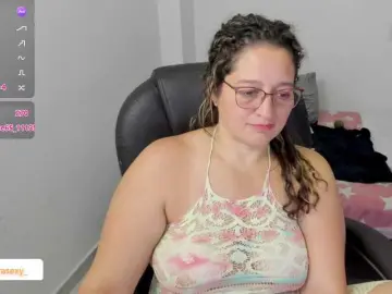 Bongacams Watch Live Sex Cams of alejandramilf