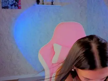 Bongacams Live Sex Cam of Kiki-angelll