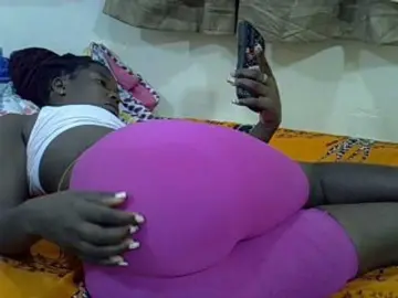 Prettylovie from bongacams