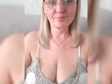 Bongacams Watch Live Sex Cams of SexiestJess45