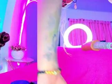 Bongacams Watch Live Sex Cams of NathaxaLeans