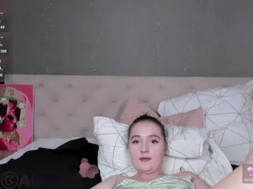 Bongacams Live Sex Cam of Amy-Desiree