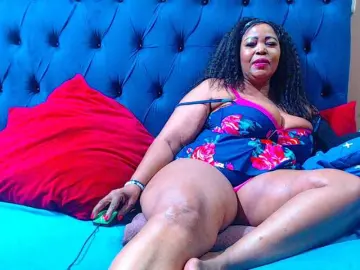 Bongacams Free Live Porn of Ebonycandy10
