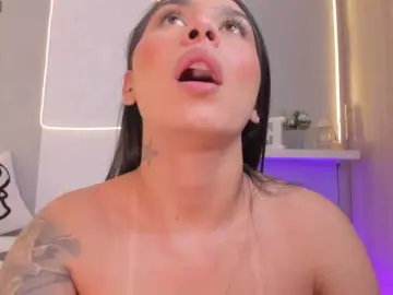 EllieMitchell from bongacams