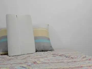Bongacams Watch Live Sex Cams of KaritooKiss