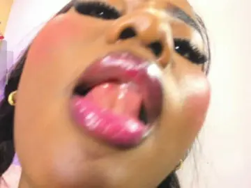 Bongacams Live Sex of KikiiSweet