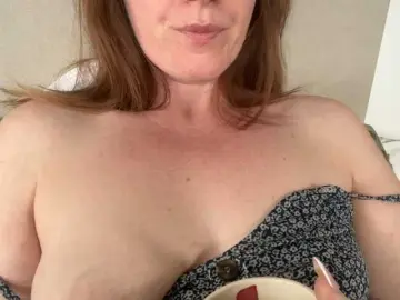 Bongacams Best live sex cam show of REDHEADROSIE