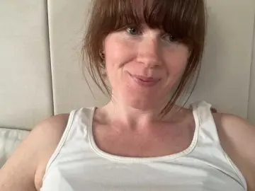 Bongacams Best Webcam of REDHEADROSIE