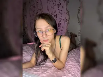 Bongacams Free Porn Cam of JennyDooley
