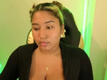 Bongacams Sex Cam of cardi-09