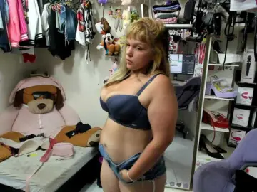 Bongacams Live Sex Cam of alison-miller