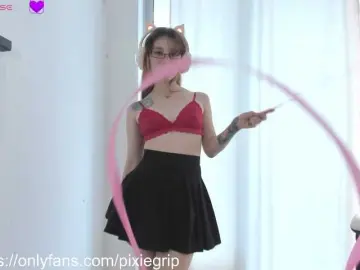 Bongacams Adult Webcam of RevySadashiTrue
