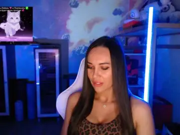 Bongacams Free Porn Cam of QWEENII