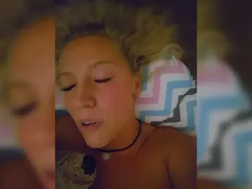 Bongacams Free Porn Cam of MoonKitten